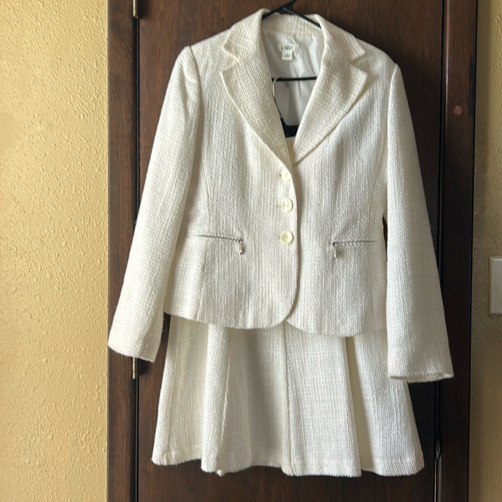 Woman’s Clothing